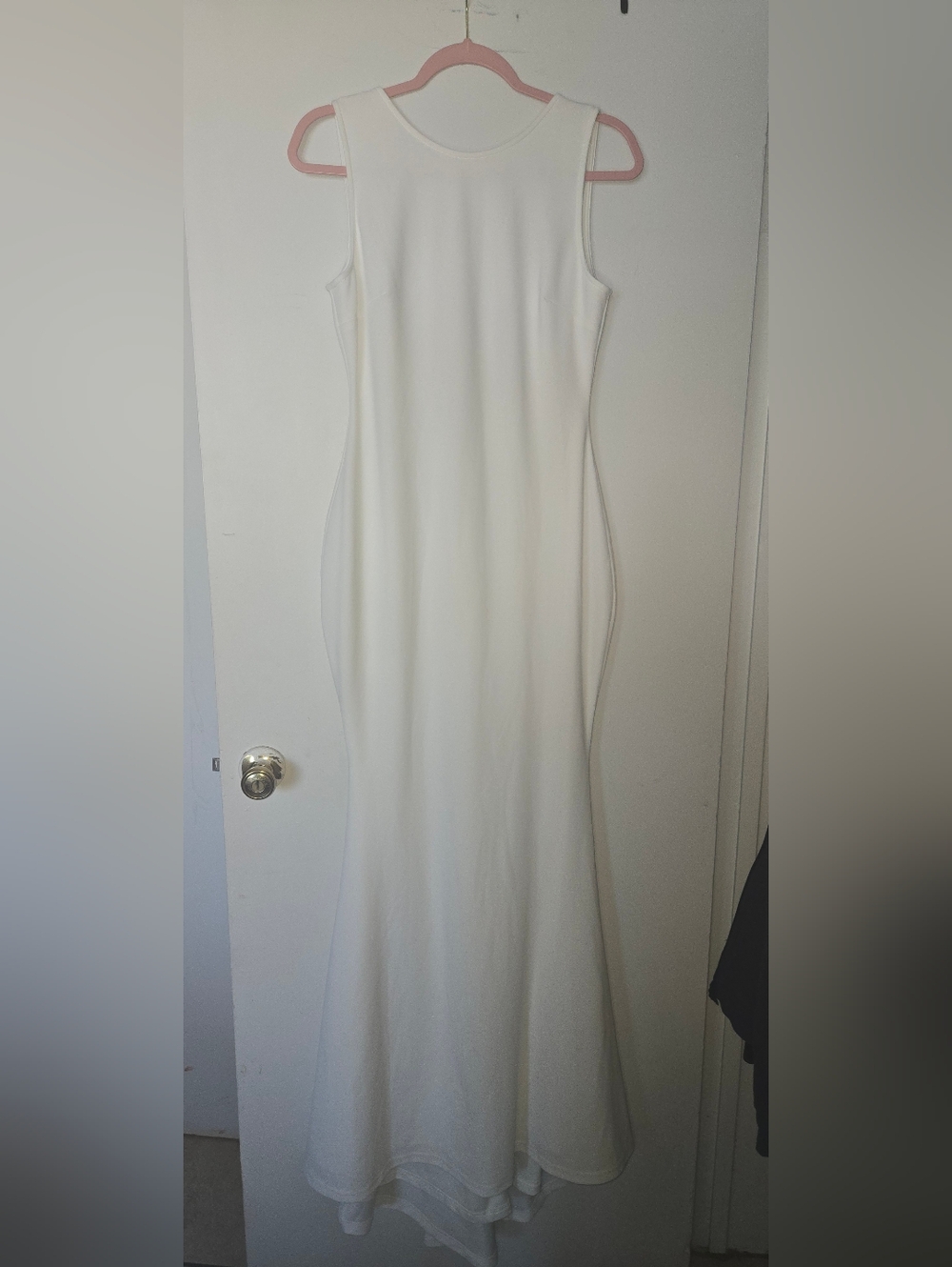 Lulu's White Sleeveless Fitted Maxi Dress - Picture 4 of 9